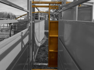 SLIDING GATE ALLEY